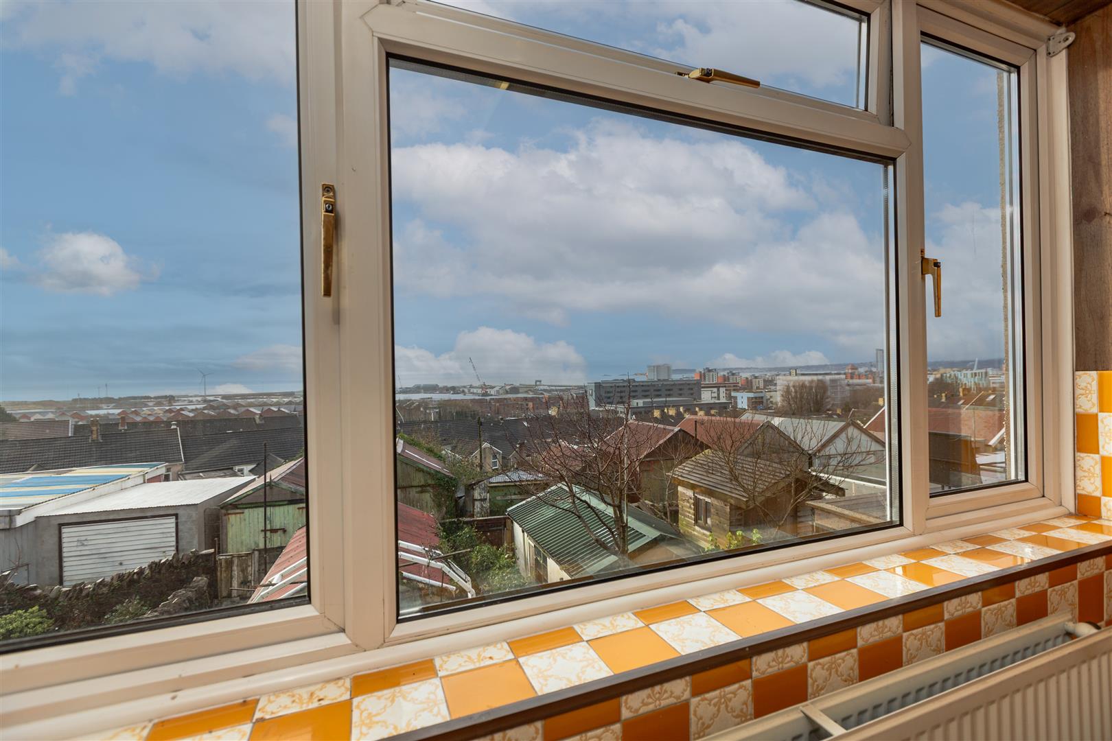 Longford Crescent, St. Thomas, Swansea, SA1 8HS